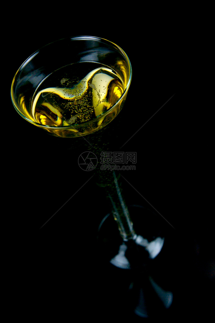 闪耀的葡萄酒派对眼镜庆典玻璃饮料黑色酒精白色图片