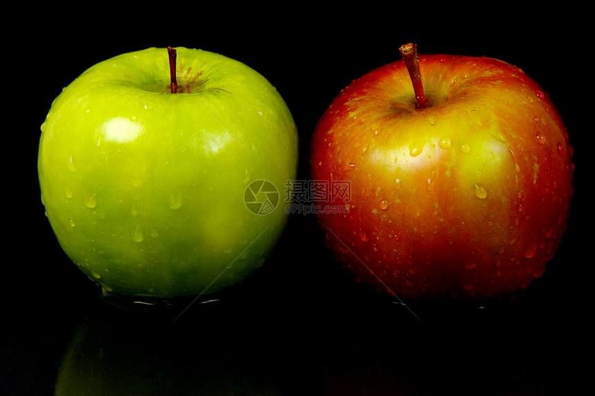 红和绿苹果黑色绿色红色食物图片