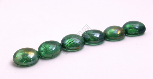 宝石玻璃水晶绿色圆形背景图片