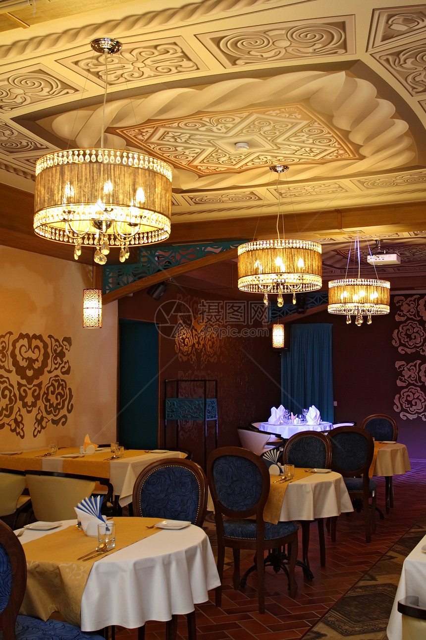 内部的会议娱乐食物环境黄色餐厅家具地面椅子棕色图片