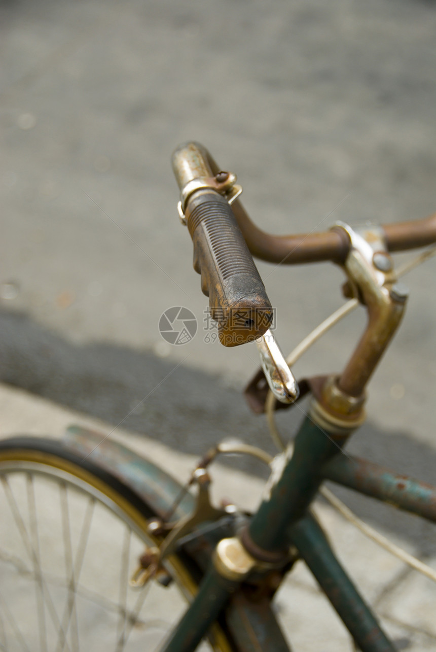 旧自行车车运输城市图片