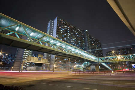 交通摩天大楼旅游车道蓝色地标商业运输旅行驾驶城市背景图片