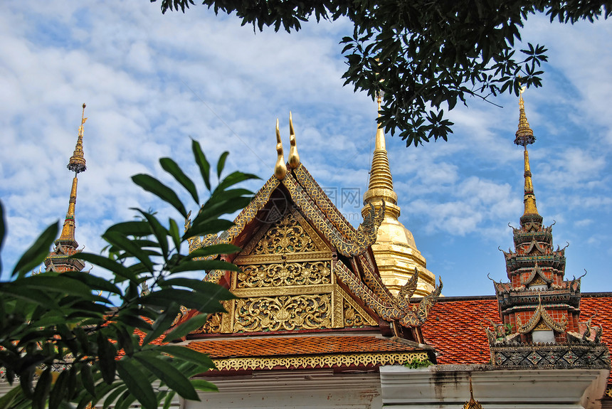 泰国昌迈附近的寺庙种族旅行地方废墟雕像历史热带场所假期气候图片