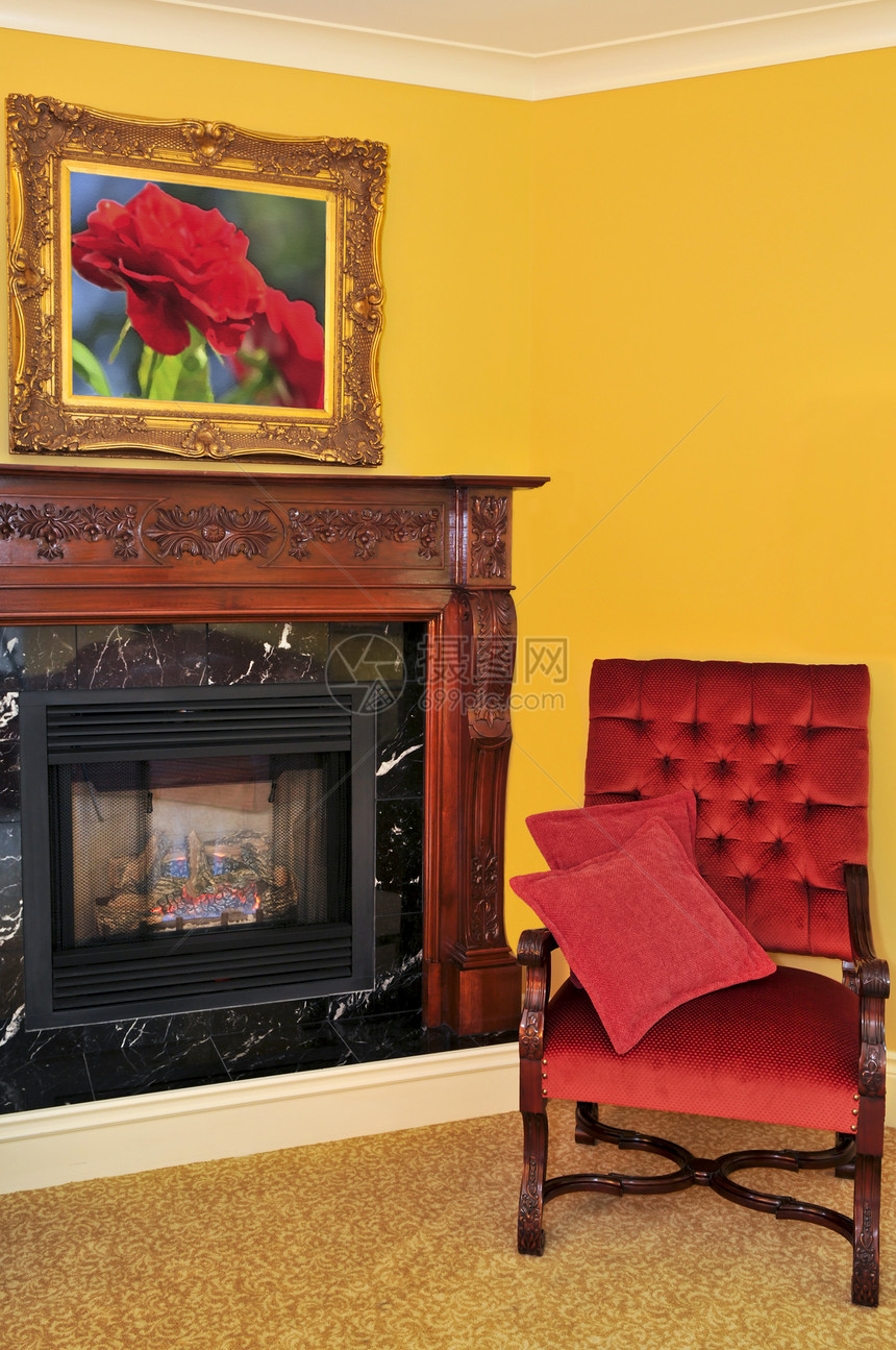 壁炉和红椅子古董内饰奢华大理石木头绘画酒店艺术扶手椅家具图片