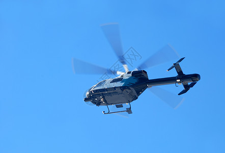 地救援直升机航班菜刀海拔蓝色飞行天空旋翼机直升飞机滑雪转子背景