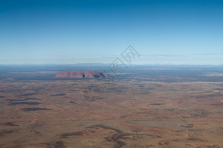 澳大利亚外向航空公司全景红色天线岩石祝福地平线植被沙漠天空背景图片