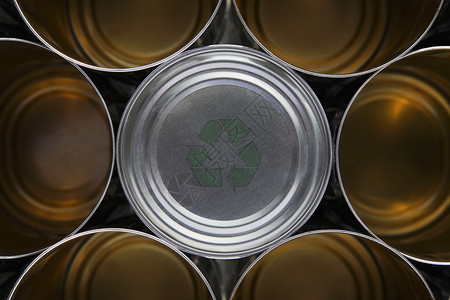 含6个打开罐头的圆形环柱的回收铝罐背景图片