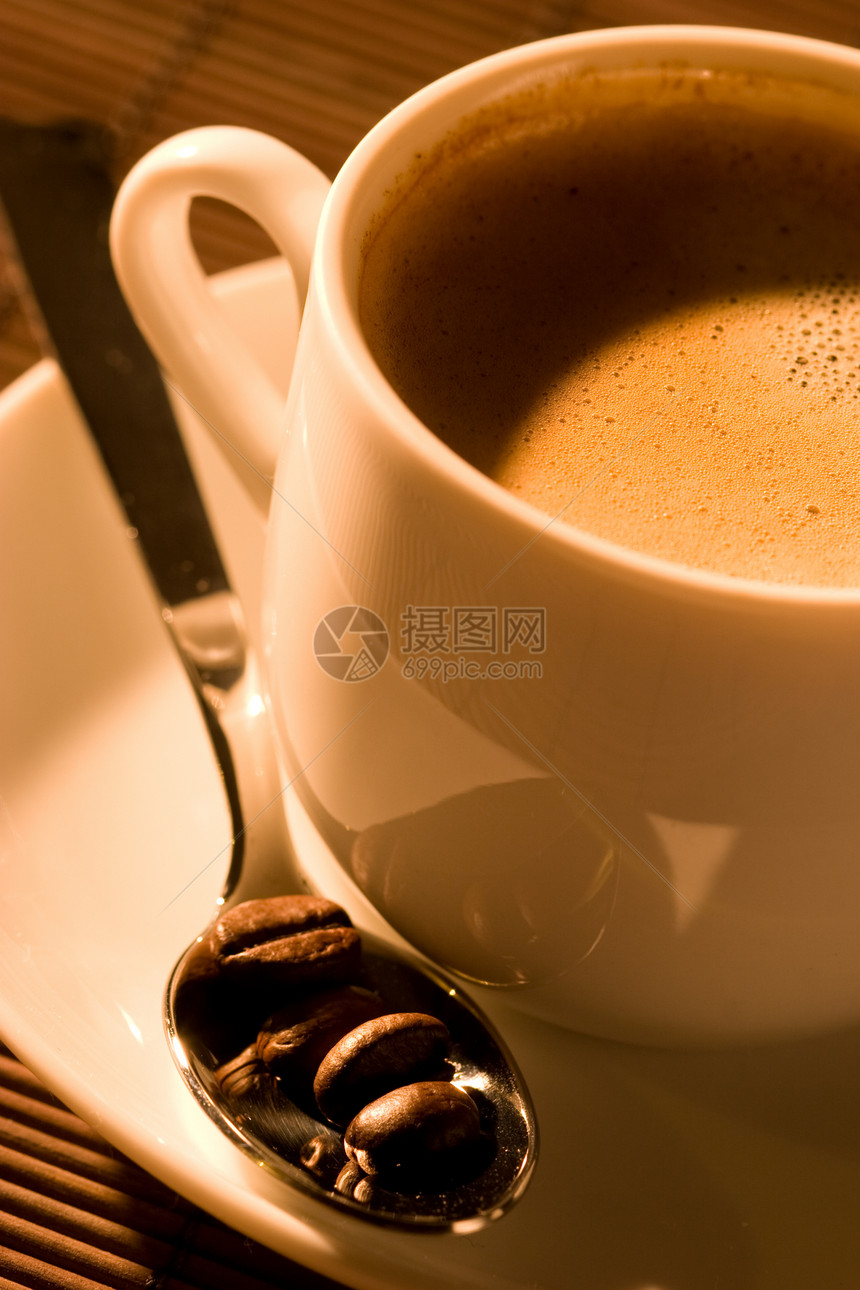 咖啡黑色粮食盘子早餐勺子咖啡杯杯子图片
