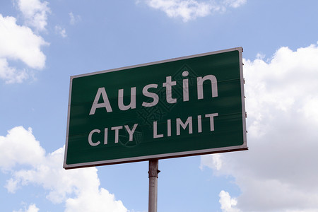 奥斯汀绿色奥斯汀市限制城市地标运输交通街道绿色白色天空背景