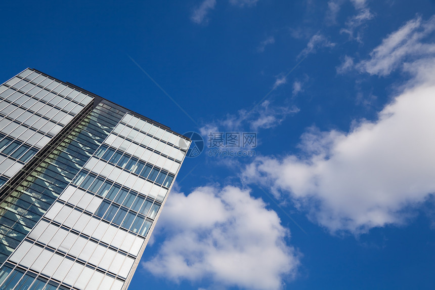 公司背景房子线条建筑物商业建筑高科技玻璃天空办公室景观图片