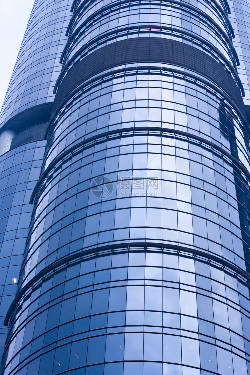 现代建筑的紧闭玻璃工作蓝色反射商业办公室建筑学框架城市线条图片