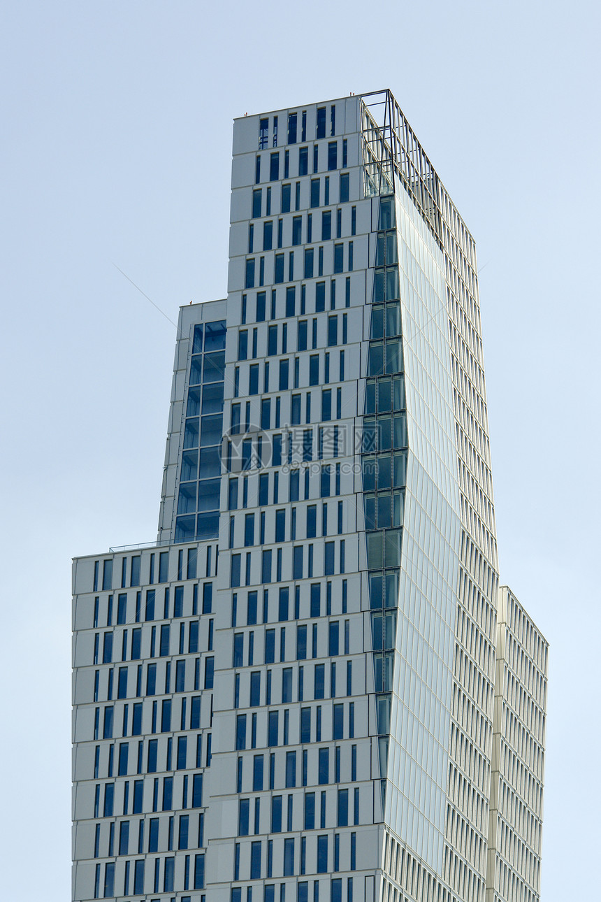 摩天大楼 美因法兰克福开发商房地产财富办公室公司建筑物职场天空市中心蓝色图片