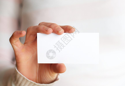 手纸和带复制空间的空白纸商业卡片女孩笔记纸框架手指办公室问候语女士笔记背景图片