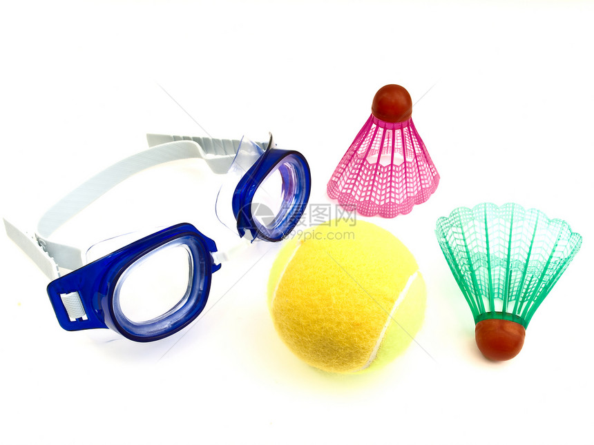 游泳眼镜网球球和穿梭孔雀图片