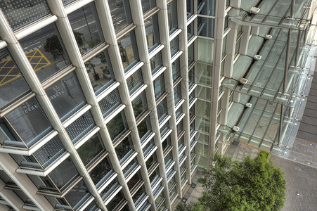 仰望新的现代建筑 商业中心的摩天大楼 (单位 美元)背景图片