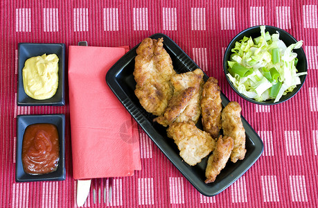 鸡小午餐烤的芥末鸡高清图片