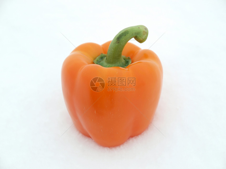 雪上胡椒蔬菜胡椒橙子辣椒白色图片