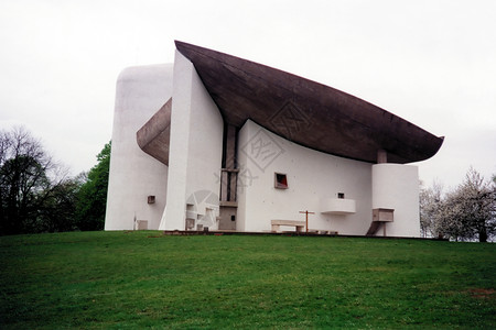 勒柯布西耶Runchamp 时针建筑学贵妇人教堂教会母院白色背景