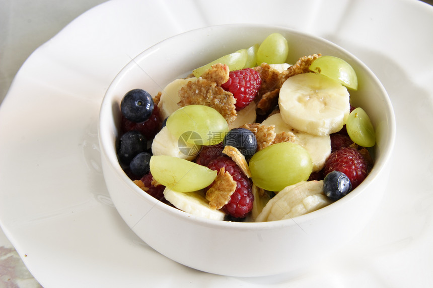 一碗健康的早餐营养香蕉饮食健康饮食小吃福利牛奶生活方式食物水果图片