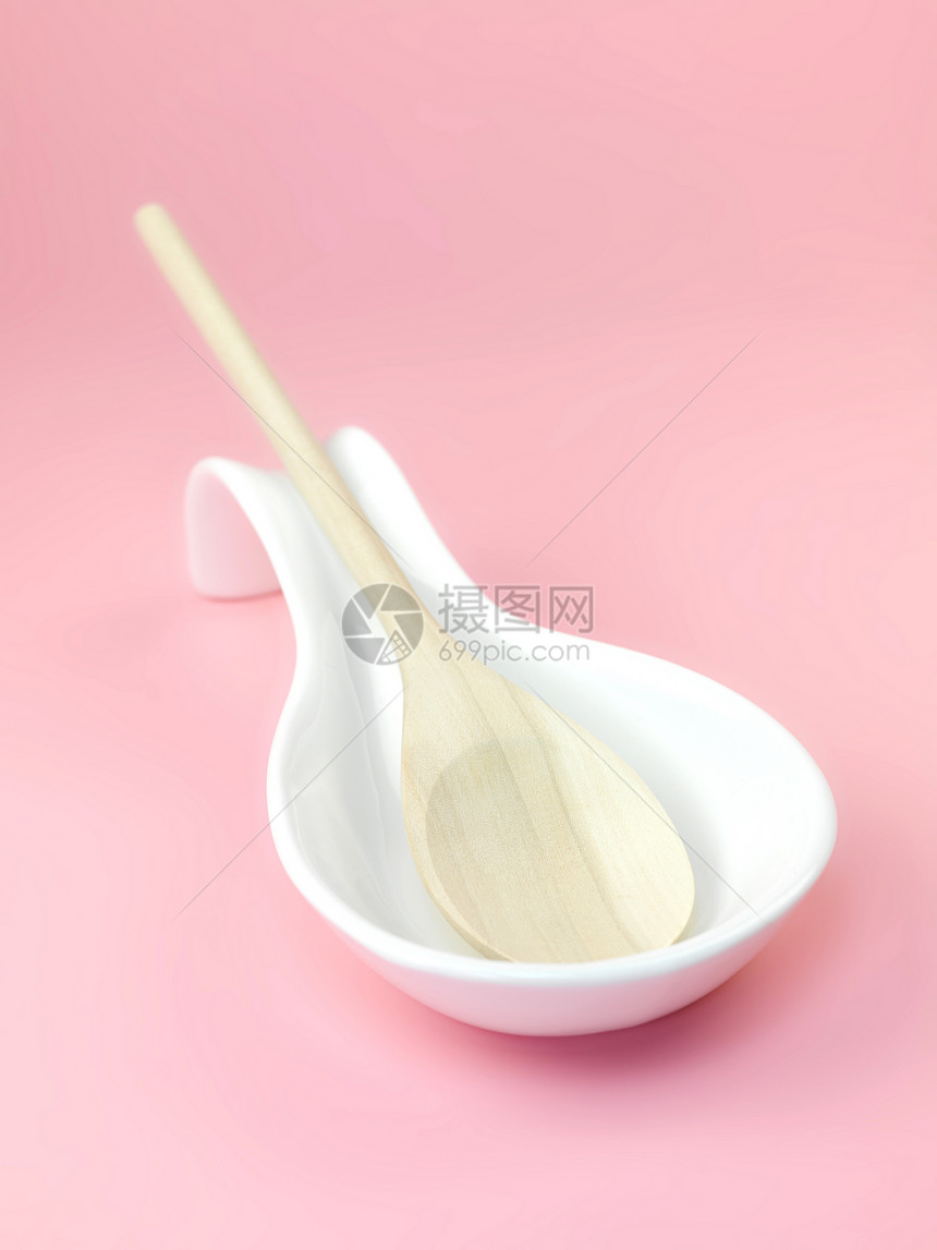 厨房用具休息木头钢包厨具陶器勺子粉色图片
