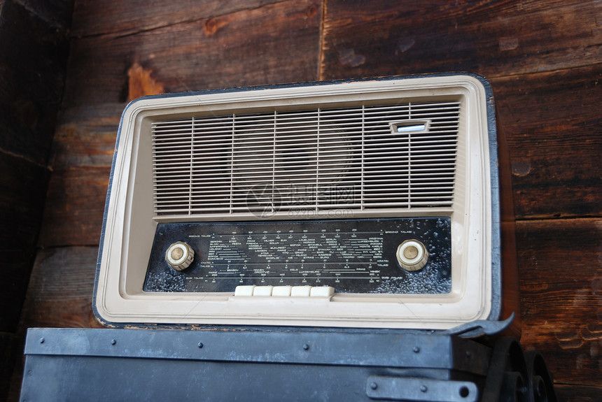 重要无线电台纽扣播送车站扬声器网格体积乡愁波浪木头古董图片