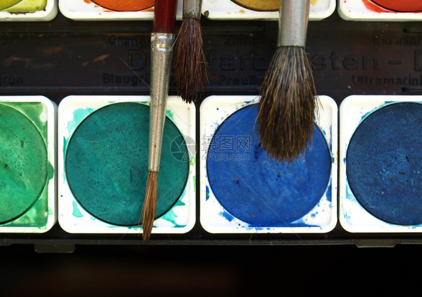 油漆工具墨水蛋彩画画笔刷子水彩蓝色化妆品艺术色调画家图片