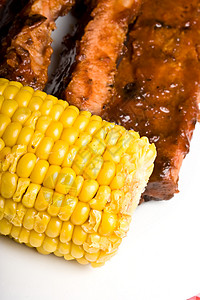 火上玉米和肉健康松饼高清图片
