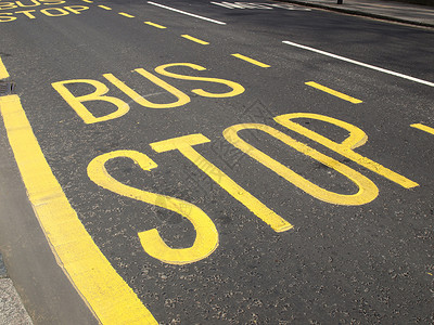 公共汽车停止站公交街道沥青运输过境车道车站背景图片