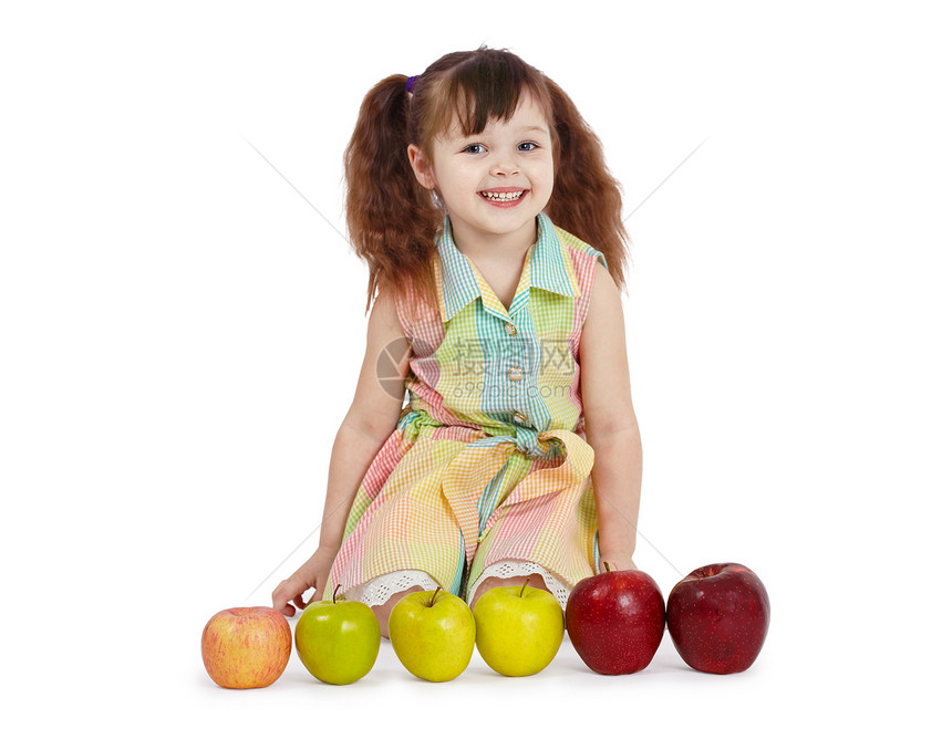 带着不同颜色和大小的苹果快乐的孩子图片