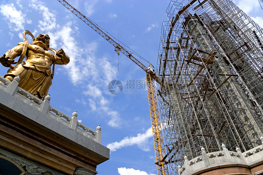 正在建造的中国寺庙历史建筑学佛教徒艺术怜悯宗教上帝信仰脚手架传统图片