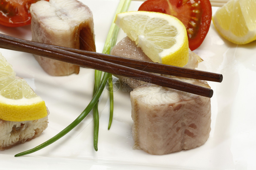 鱼开胃菜捕食者淡水美味西红柿柠檬韭菜食物小食鳗鱼筷子图片