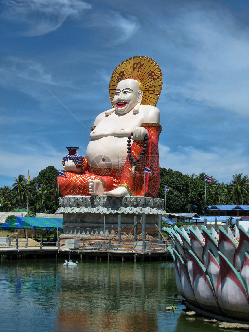 泰国岛蓝色扫管热带文化天空寺庙场景气候太阳图片
