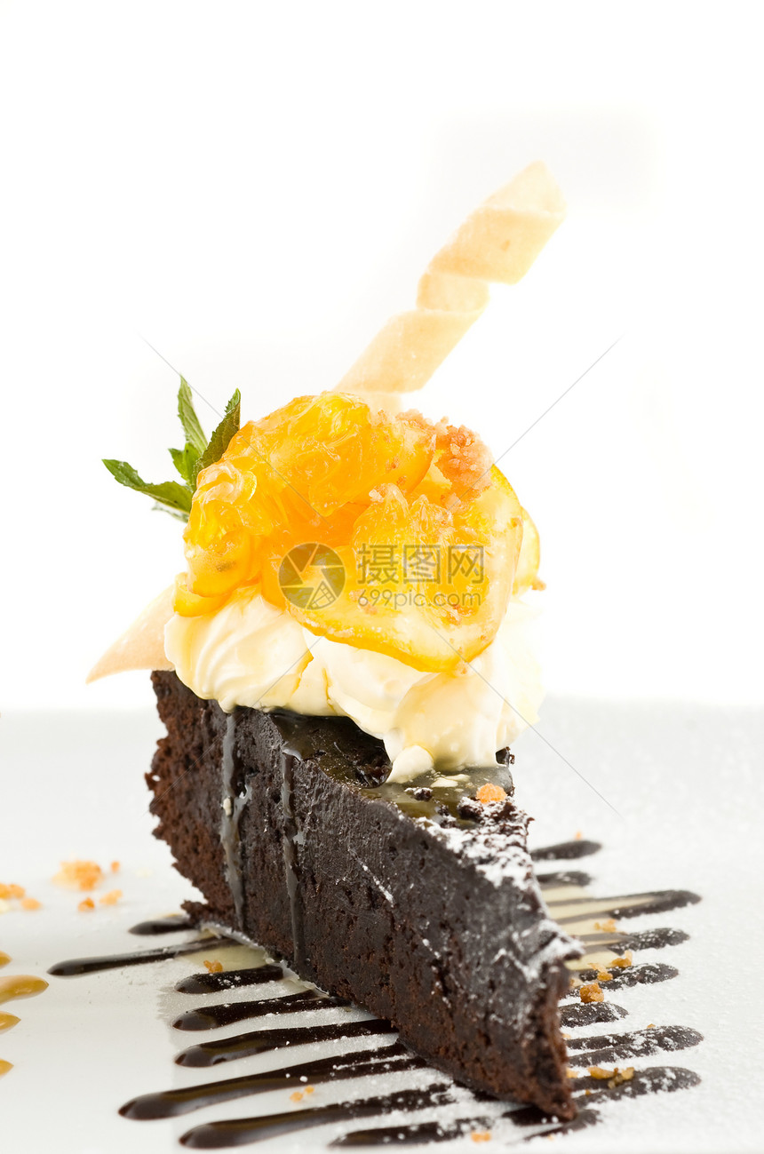 巧克力蛋糕的切片甜点烘烤对象餐厅庆典棕色美食巧克力水果盘子图片