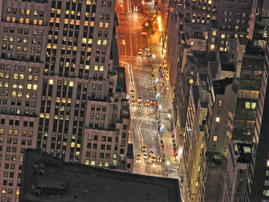 纽约市夜景之夜商业天空生活摩天大楼建筑物地标反射街道场景办公室图片