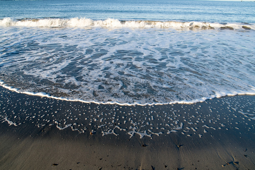 沙沙上挥波海浪海滩清单图片