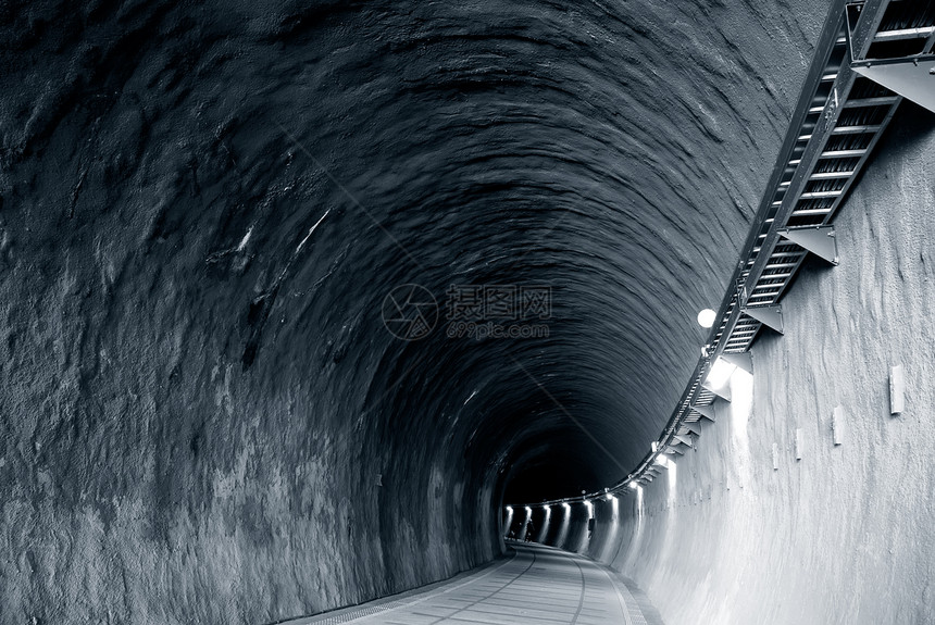 蓝色隧道驾驶洞穴交通路线危险小路建筑学废墟曲线古董图片