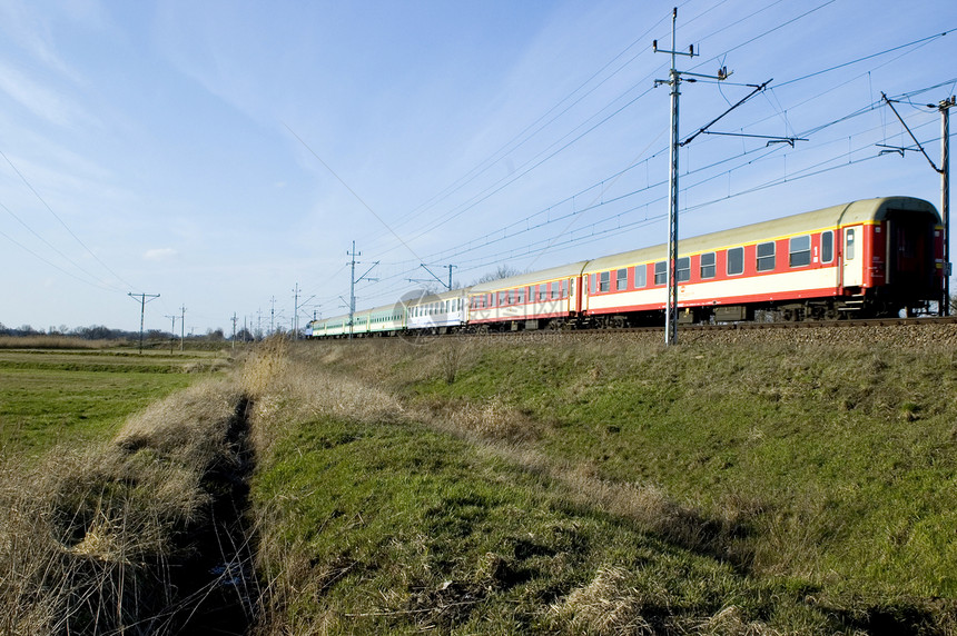离开瓦罗洛夫市的火车图片