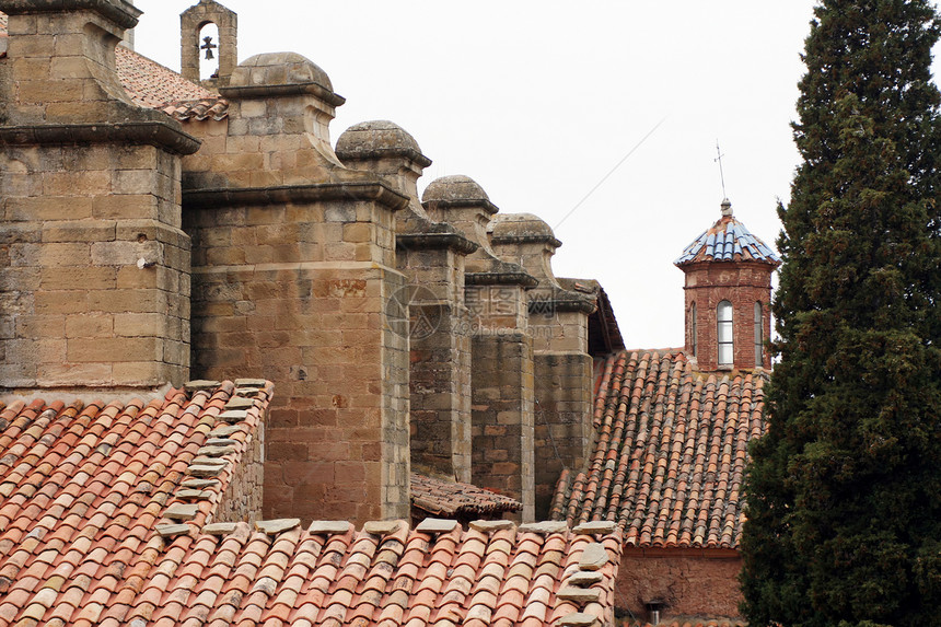 莫拉德鲁比洛斯教堂 钟声在塔里平原结构孤独宗教场地寂寞建筑学风暴农场外观图片