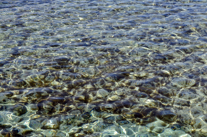 海洋和石头游泳海滩海水图片