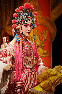广东话州歌剧木偶娱乐服饰演员窗帘展示传统女士艺术文化节日背景