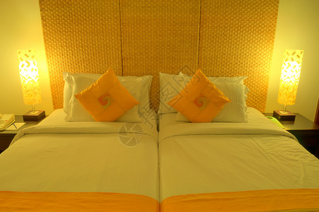 床居室风格亚麻纺织品装饰闺房照明房间软垫枕头寝具背景图片