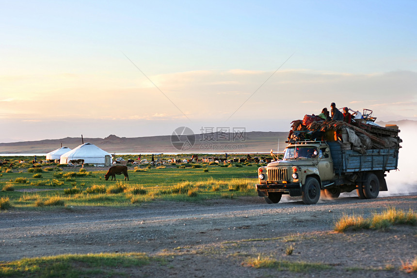 蒙古车道送货货物运输旅行蒙古包土地货运帐篷驾驶图片