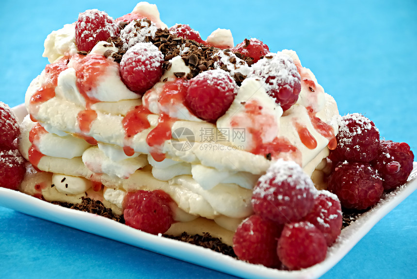 草莓巴夫洛娃蛋糕饮食蛋白奶油浆果巧克力水果酥皮覆盆子图片
