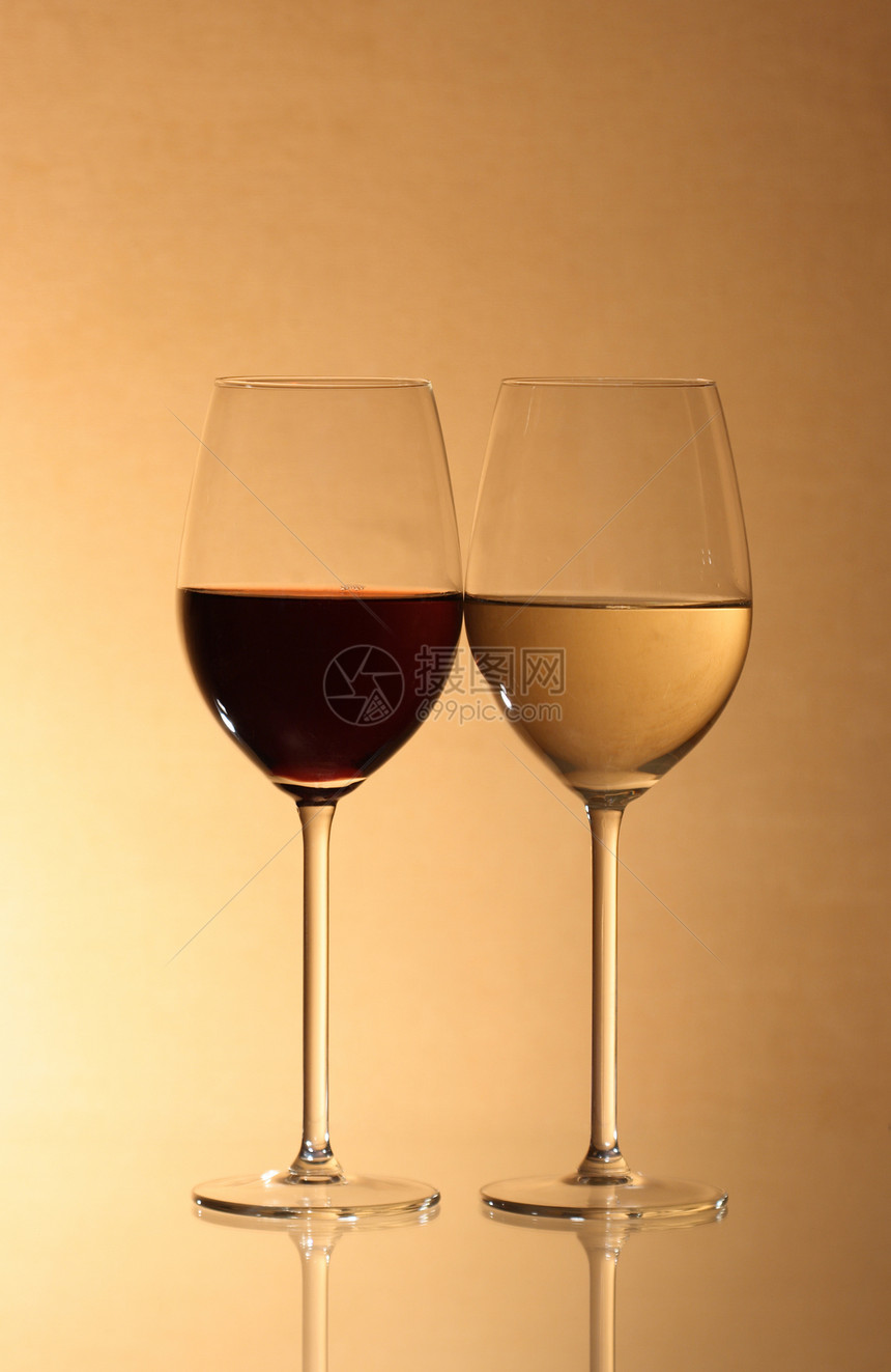 红酒和白酒饮食玻璃周年高脚杯酒精餐具纪念日饮料图片