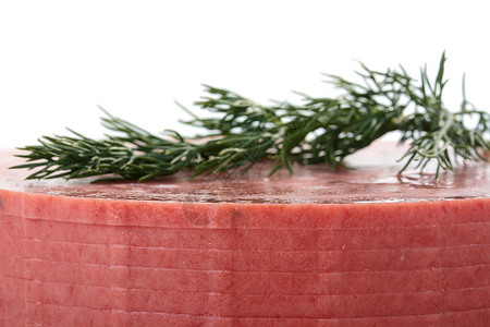 香肠红色绿色青菜厨房食物圆形包装香料茴香粉色背景图片
