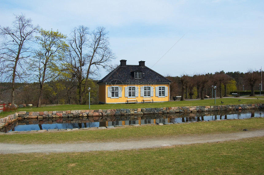 瑞典乡村地区天空农场工作农村蓝色植物房子牧歌小屋生态图片