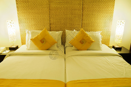 床居室风格枕头酒店旅游照明卧室装饰闺房纺织品奢华背景图片