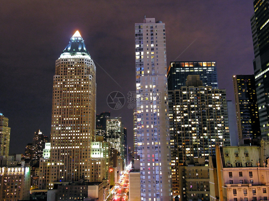 纽约市夜景之夜场景反射景观建筑城市市中心天空旅游街道摩天大楼图片
