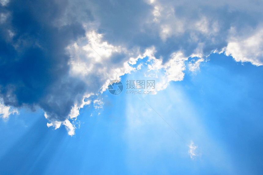 太阳光束环境阳光气氛云景天蓝色天气云雾蓝色射线气候图片