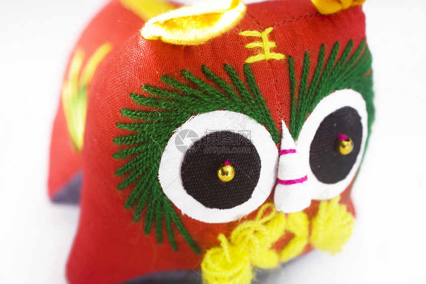 中国玩具白色老虎红色娃娃图片